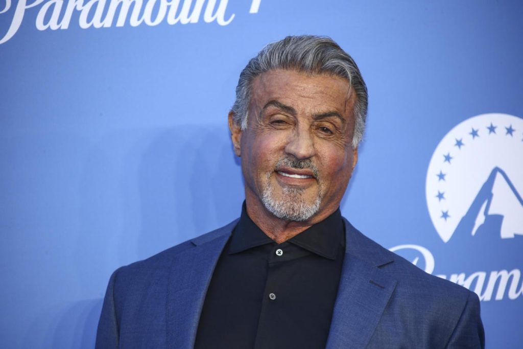 Sylvester Stallone Returns to ‘Tulsa King’ Season 2 Set Amid Casting Controversy — Read More in Comment 👇