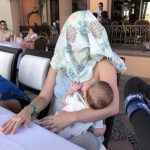 Mom ordered to cover herself up when she breastfeeds