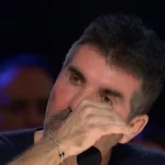 🪭Simon Cowell was moved to tears! The boy’s performance was so powerful that Simon was speechless. He even went up on stage to give the boy a heartfelt hug. ❤️