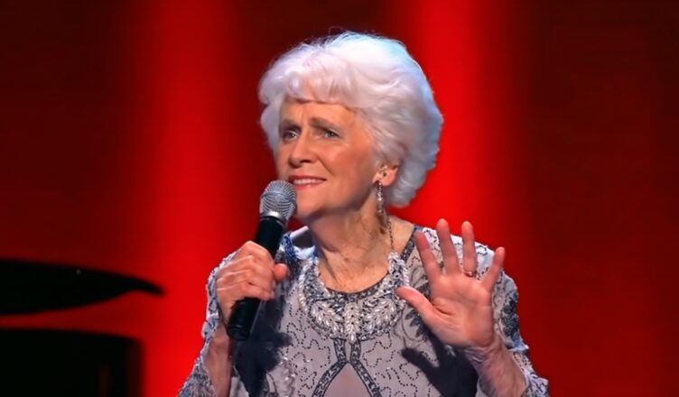 91-Yr-Old Stuns Everyone When She Steps Onstage to Sing This Song! Unbelievable!