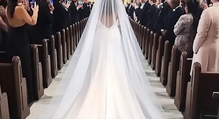 I Noticed Something Odd About the Bride at My Best Friend’s Wedding – When I Lifted Her Dress, Everyone Was Left in Shock